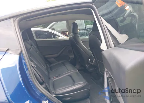 2022 Tesla Model Y Long Range Dual Motor All-Wheel Drive from USA, damaged, VIN 7SAYGAEE9NF363000